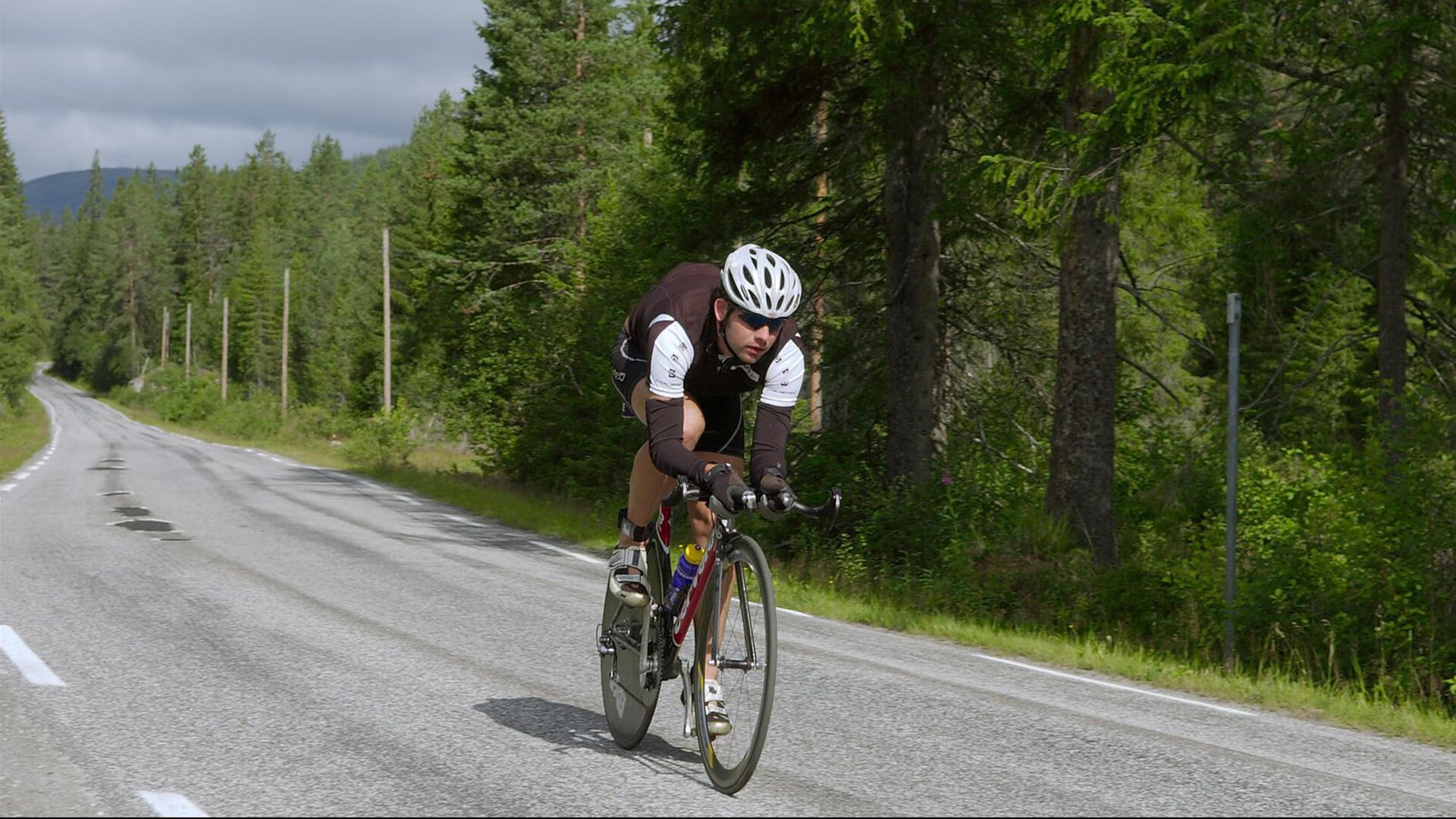 俱乐部在比赛准备中重视恢复与康复流程,俱乐部的比赛